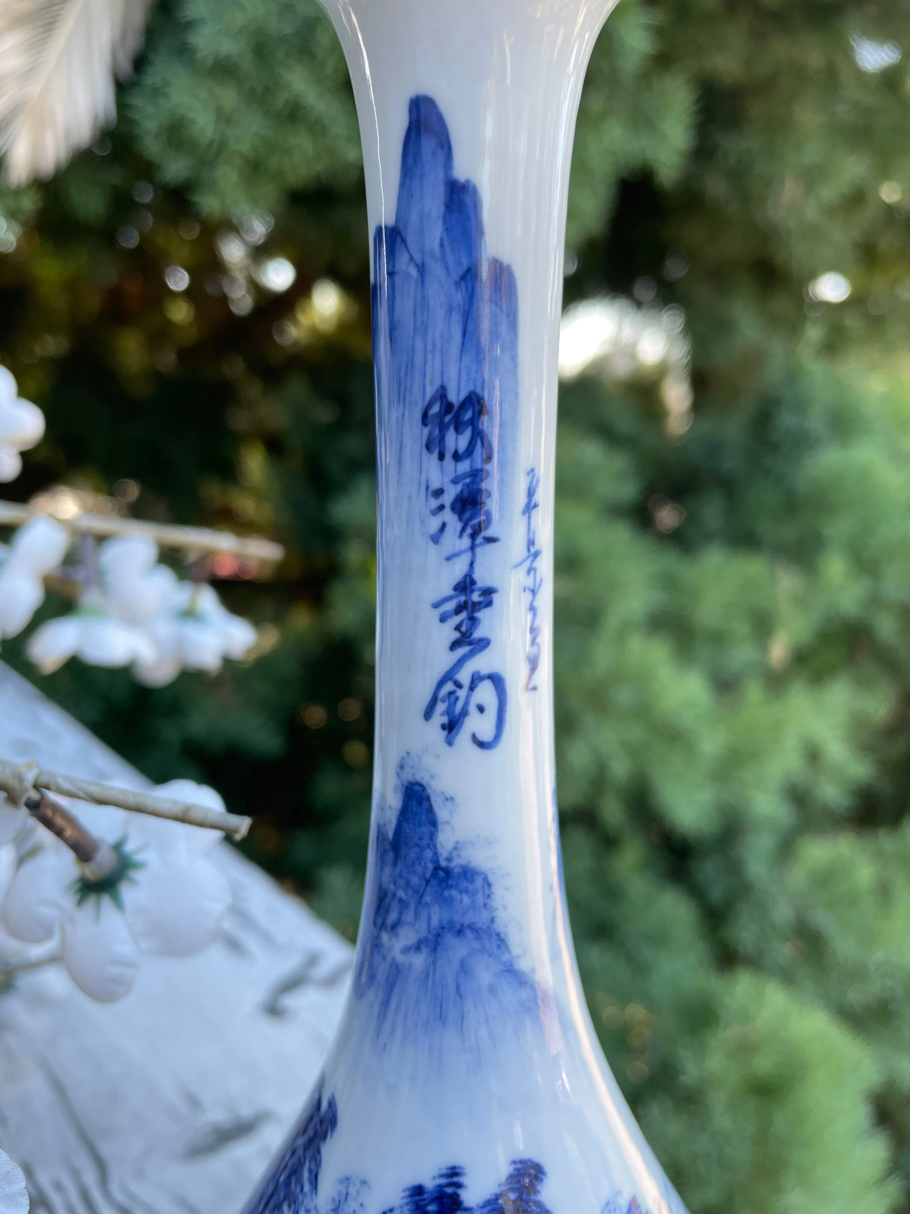 Antique Blue & White Asian Japanese Signed Decorative Porcelain Tall Vase