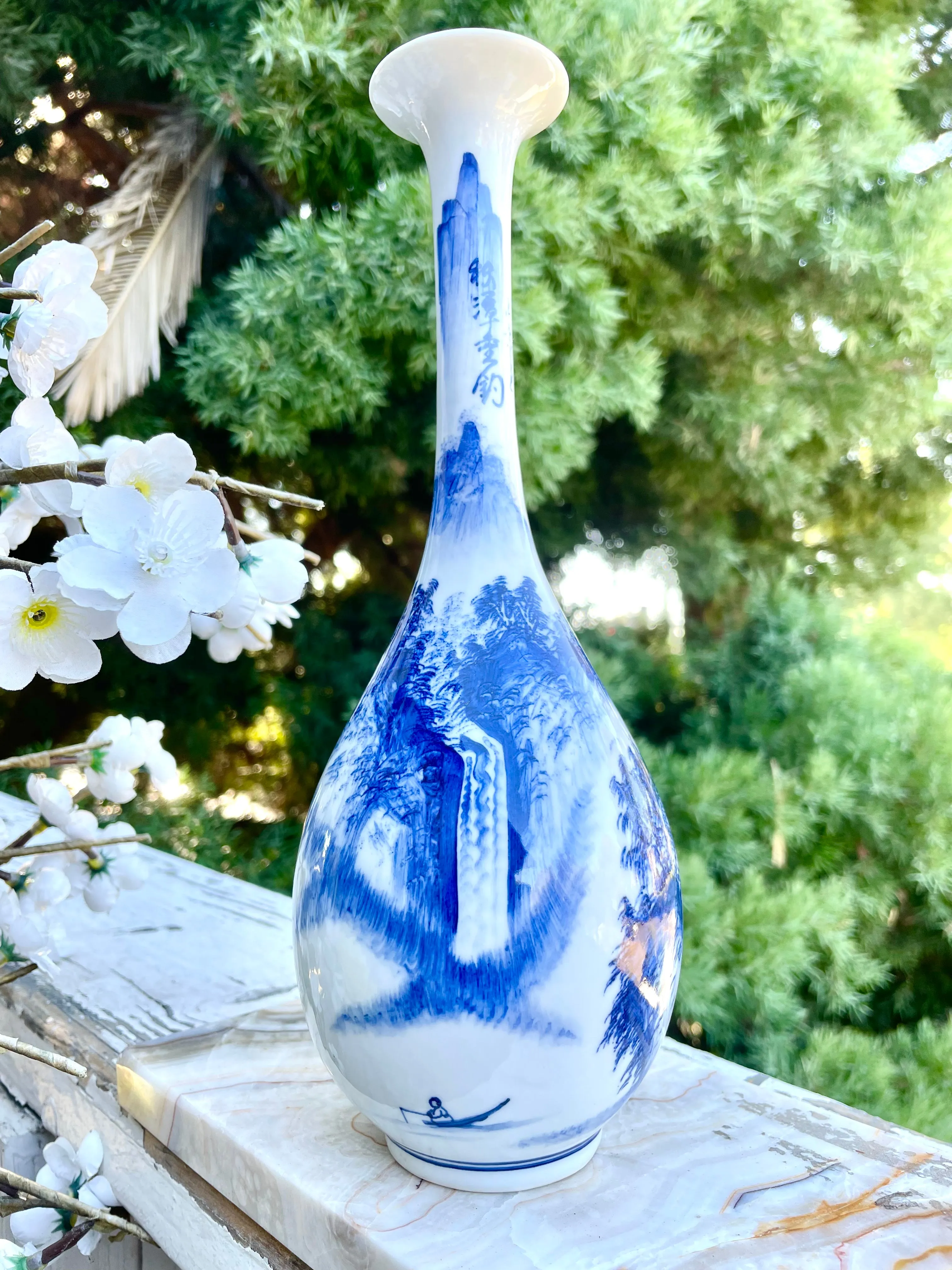 Antique Blue & White Asian Japanese Signed Decorative Porcelain Tall Vase