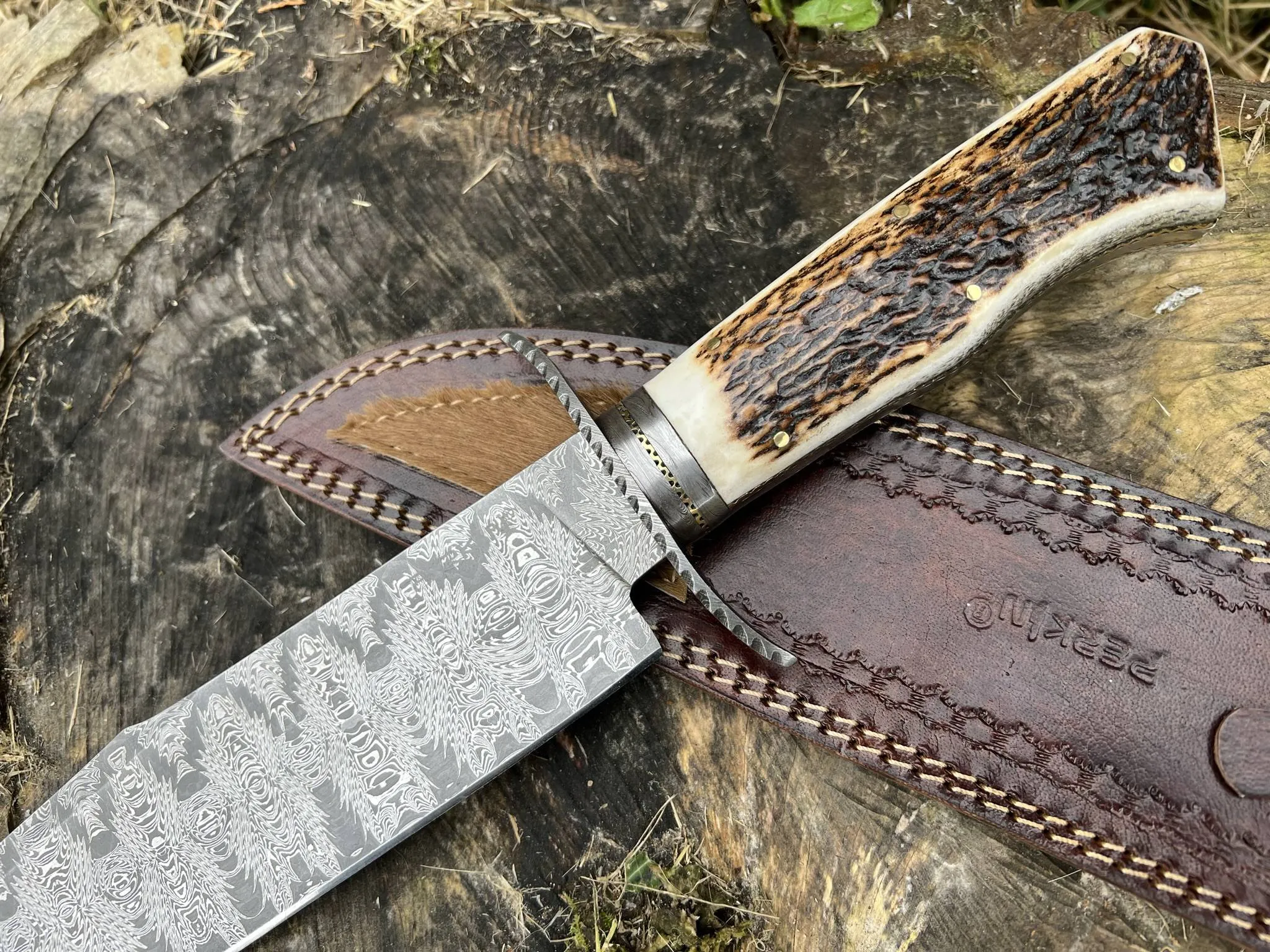 Fixed Blade Hunting Knife Bowie Knife Handmade Stag Antler Handle Unique Pattern One Kind of Handcrafted Hunting Knife