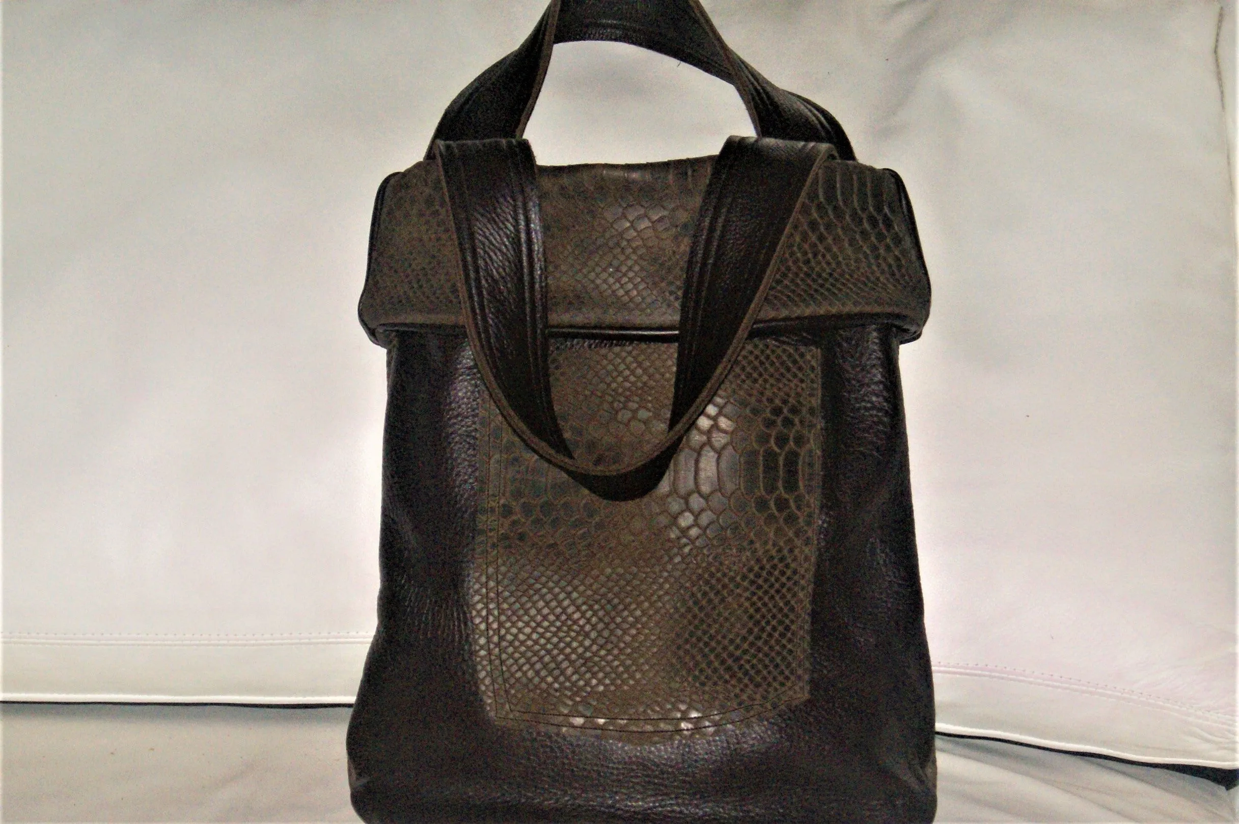 Ketanji Brown -handbag